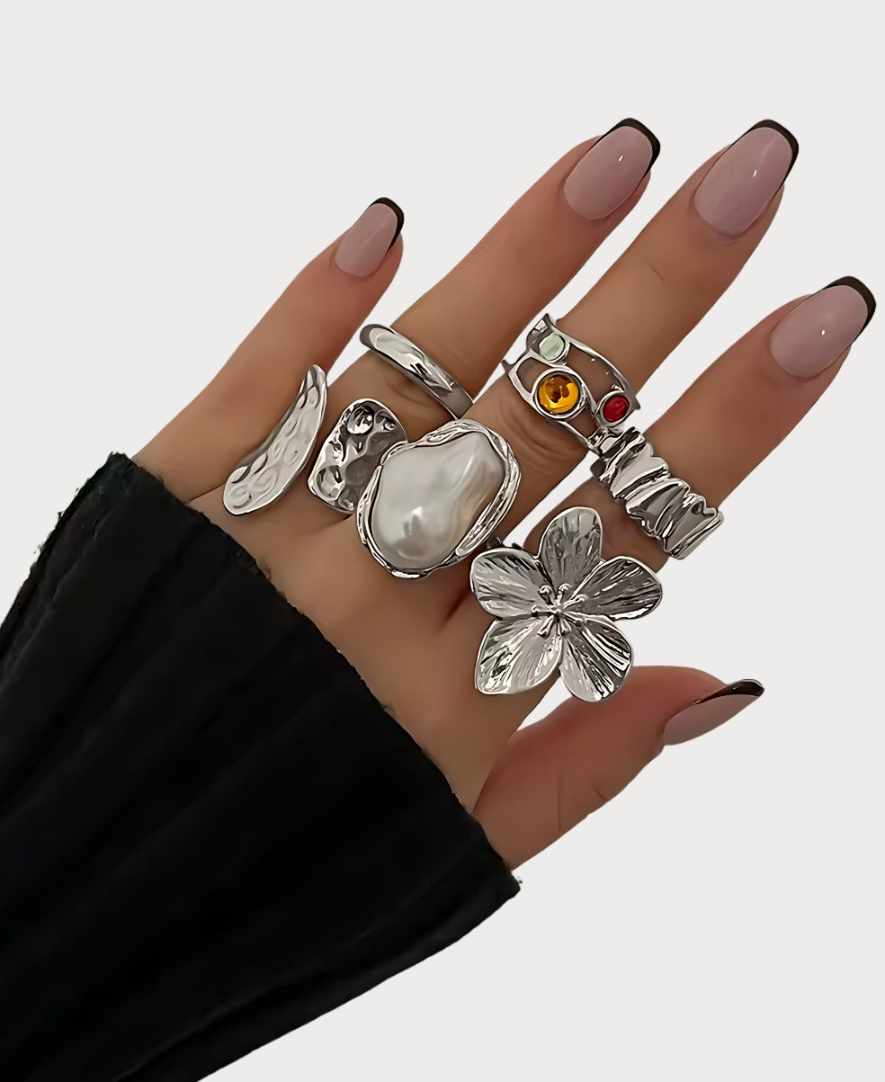 Anillos Abiertos en Forma de Flor Líquida de Perla - 5 Piezas